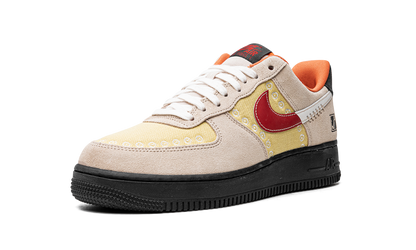 Air Force 1 Low "Somos Familia" DZ5355 126