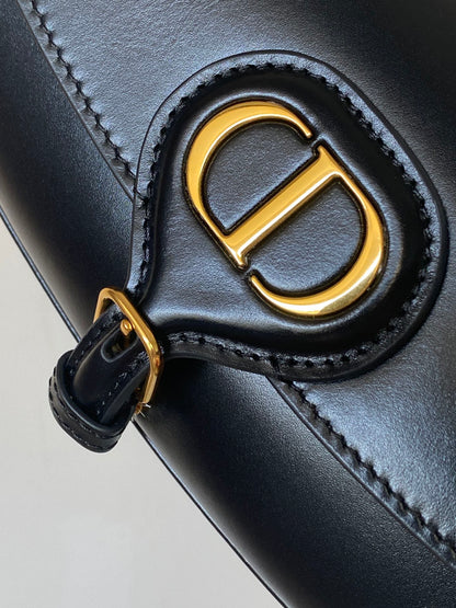 BOBBY EAST-WEST 22 BAG CALFSKIN