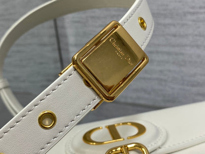 MEDIUM CD BOBBY 22CM CALFSKIN GOLD HARDWARE