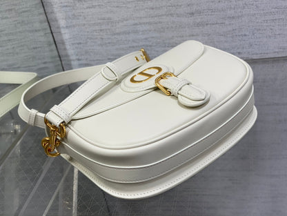MEDIUM CD BOBBY 22CM CALFSKIN GOLD HARDWARE
