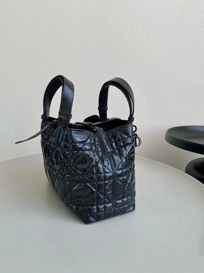 cd medium toujours all black calfskin
