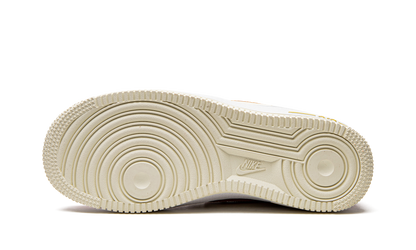 Air Force 1 "Little Accra" DV2230 600