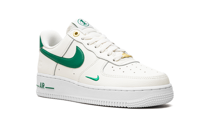 Air Force 1 Low "Malachite - White" DQ7658 101