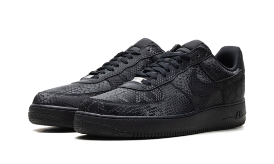 Kobe Bryant x Air Force 1 Low "Black" IB0018 003