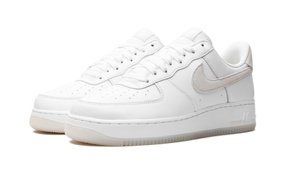 Air Force 1 '07 LV8 "Summit White" FN5832 100