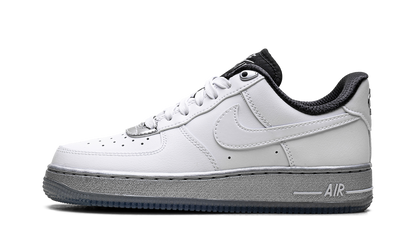 AIR FORCE 1 '07 SE WMNS "White Chrome" DX6764 100