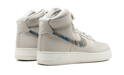 Air Force 1 High '07 LV8 "White" 806403 005
