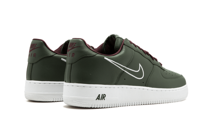 Air Force 1 Low Retro "Hong Kong" 845053 300