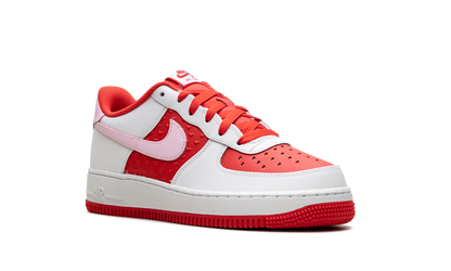 Air Force 1 Low GS "Valentine's Day" HV5165 121