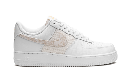 AIR FORCE 1 '07 SE MNS WMNS "Flower Swoosh" DO9458 100