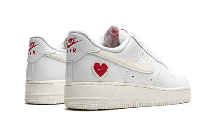 Air Force 1 Low "Valentines Day 2021" DD7117 100