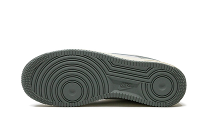 Air Force 1 Low LX "Mica Green" DV7186 300