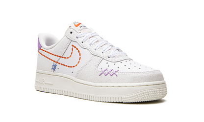 AIR FORCE 1 '07 SE MNS WMNS "Nike 101" DX2348 100