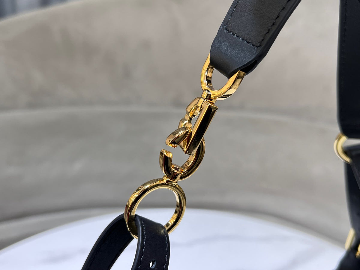 CD Wandering Bag 23 With Black Calfskin