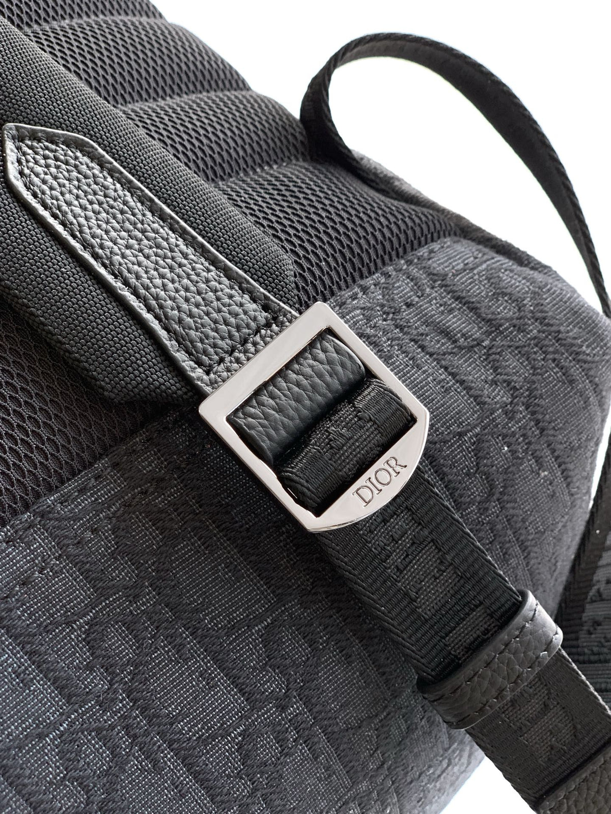 Dior  Rider 2.0 Zipper Backpack Black Cowhide 336219
