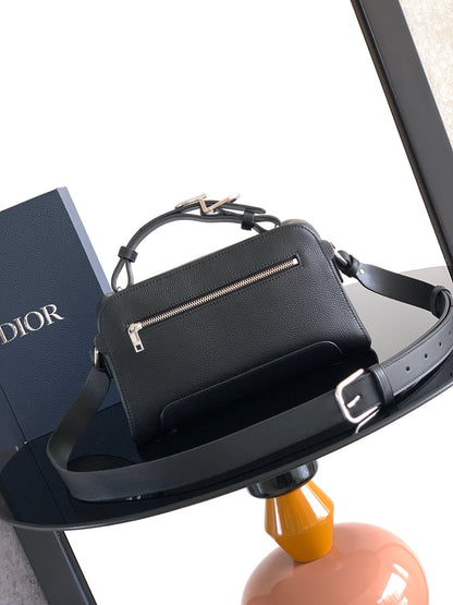 Dior 2026 Archie Zipped Bag with Strap 28cm Grained Calfskin 386302