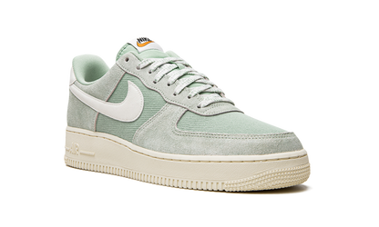 Air Force 1 "Certified Fresh" DO9801 300