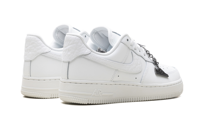 Air Force 1 '07 Low WMNS "Summit White Mini Charm" IM6485 121
