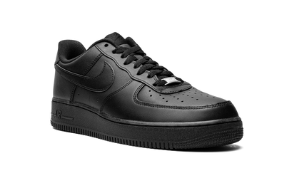 Air Force 1 Low '07 "Triple Black" 315122 001