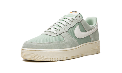 Air Force 1 "Certified Fresh" DO9801 300