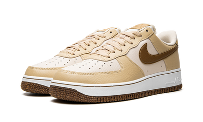 Air Force 1 Low '07 LV8 "Inspected by Swoosh" DQ7660 200