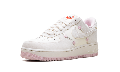 Air Force 1 Low WMNS "Valentine's Day" HV5992 111