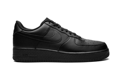 Air Force 1 Low '07 "Triple Black" 315122 001