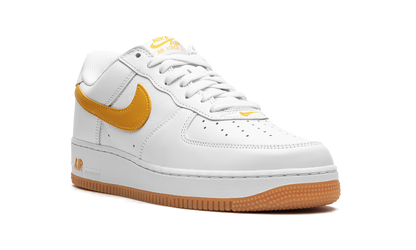 Air Force 1 Low "Waterproof - University Gold" FD7039 100