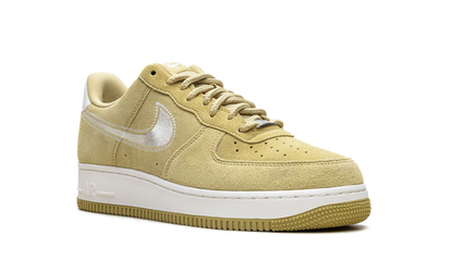 Air Force 1 Low '07 LV8 "Buff Gold Sail Embroidered Swoosh" HJ4465 700