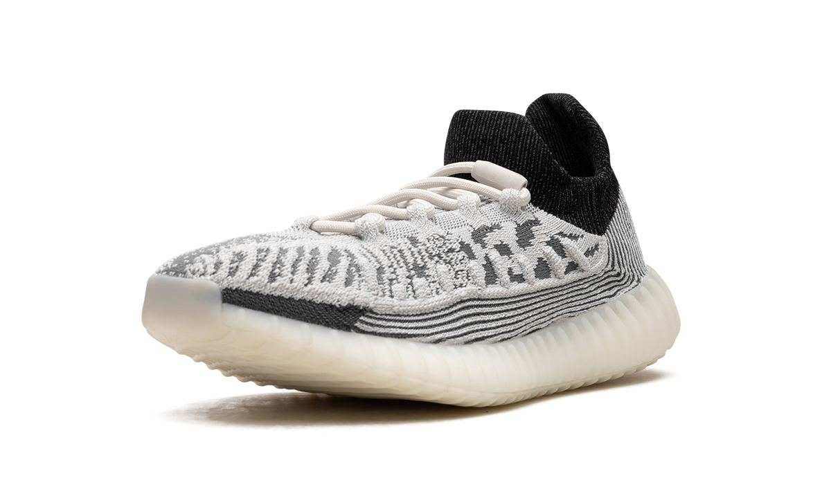 Yeezy Boost 350 V2 "Panda" IG9608