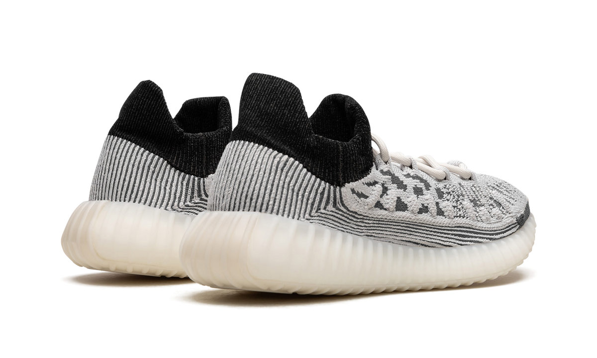 Yeezy Boost 350 V2 "Panda" IG9608