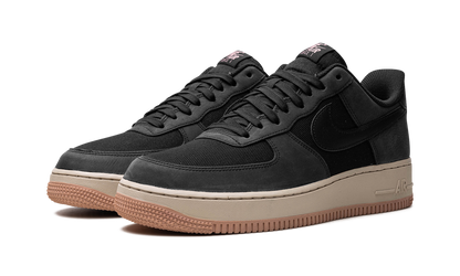 Air Force 1 Low '07 LX "Black Red Stardust" FB8876 001
