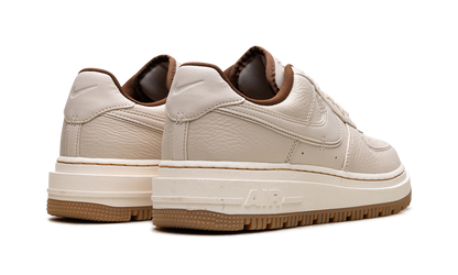 Air Force 1 Low "Luxe Pearl White" DB4109 200