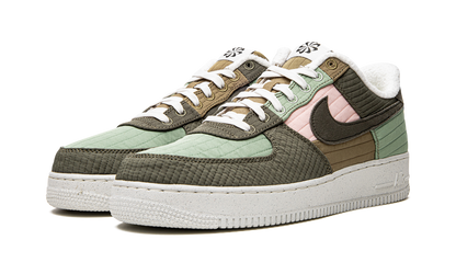 Air Force 1 Low "Toasty" DC8744 300